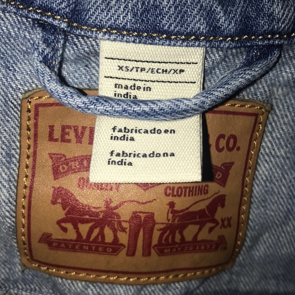 Levi - Jean vest with pattern on back - Size XS - Picture 3 of 4